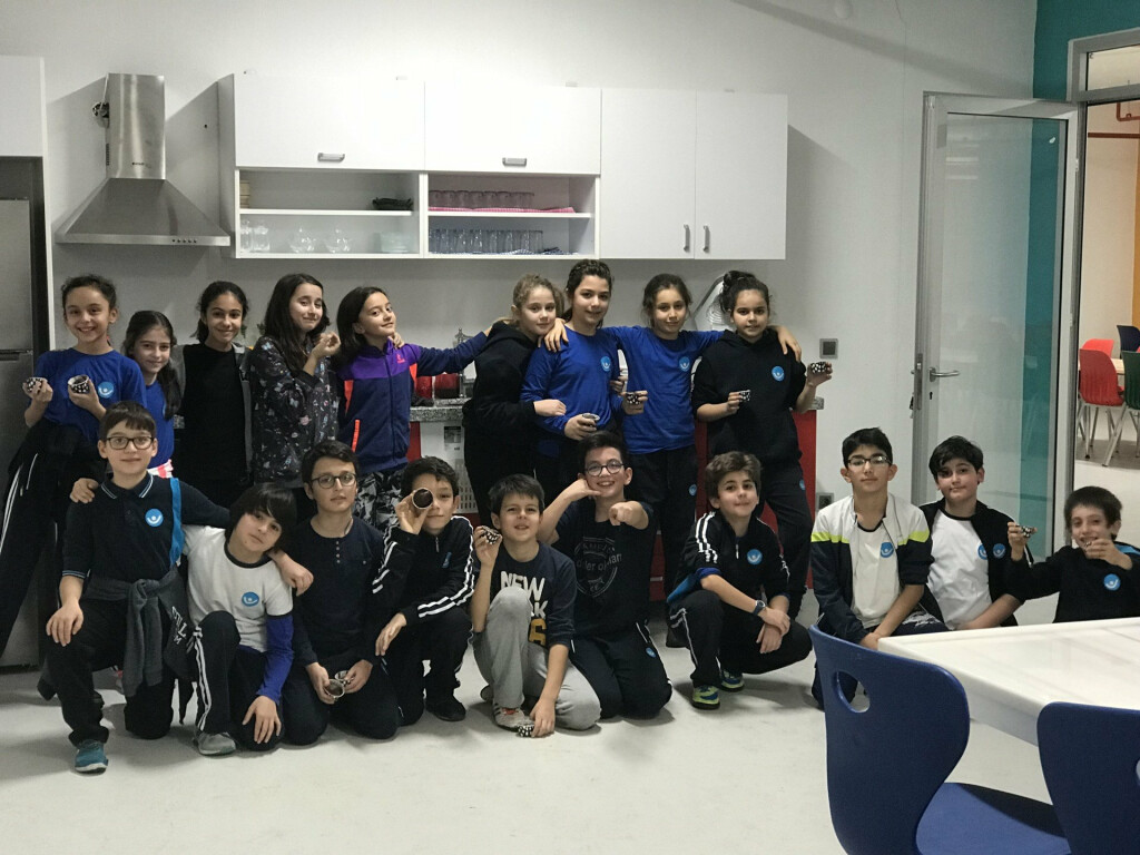 Pendik İlkokulu ve Ortaokulu | Kesirlerle Kek Yaptık