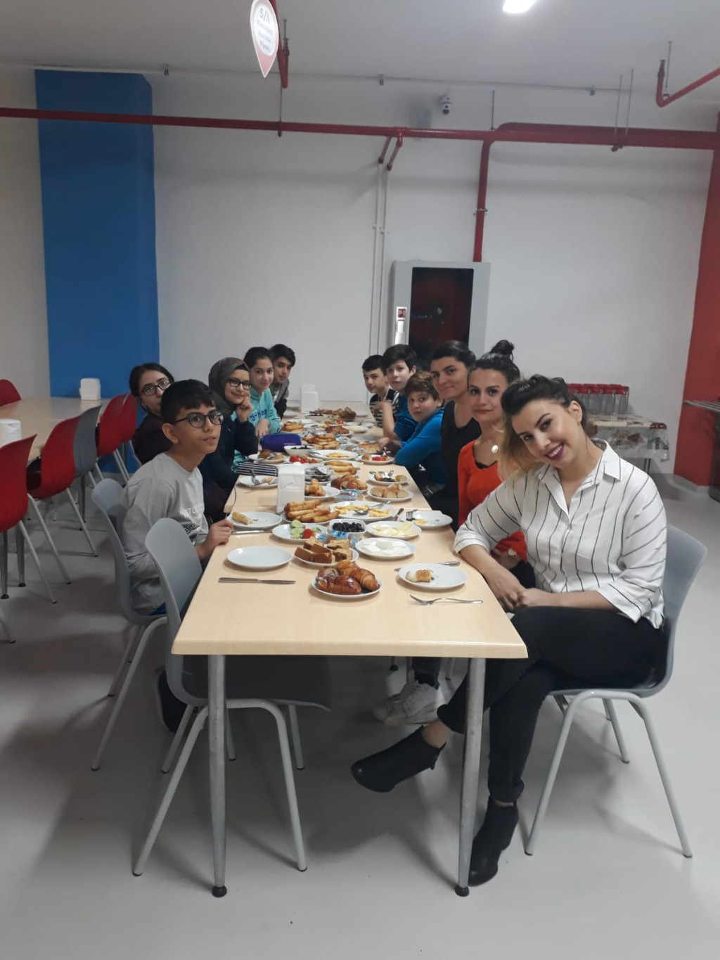 Lgs Öğrencileri İle Kahvaltı | İstanbul Pendik İlkokulu ve Ortaok...